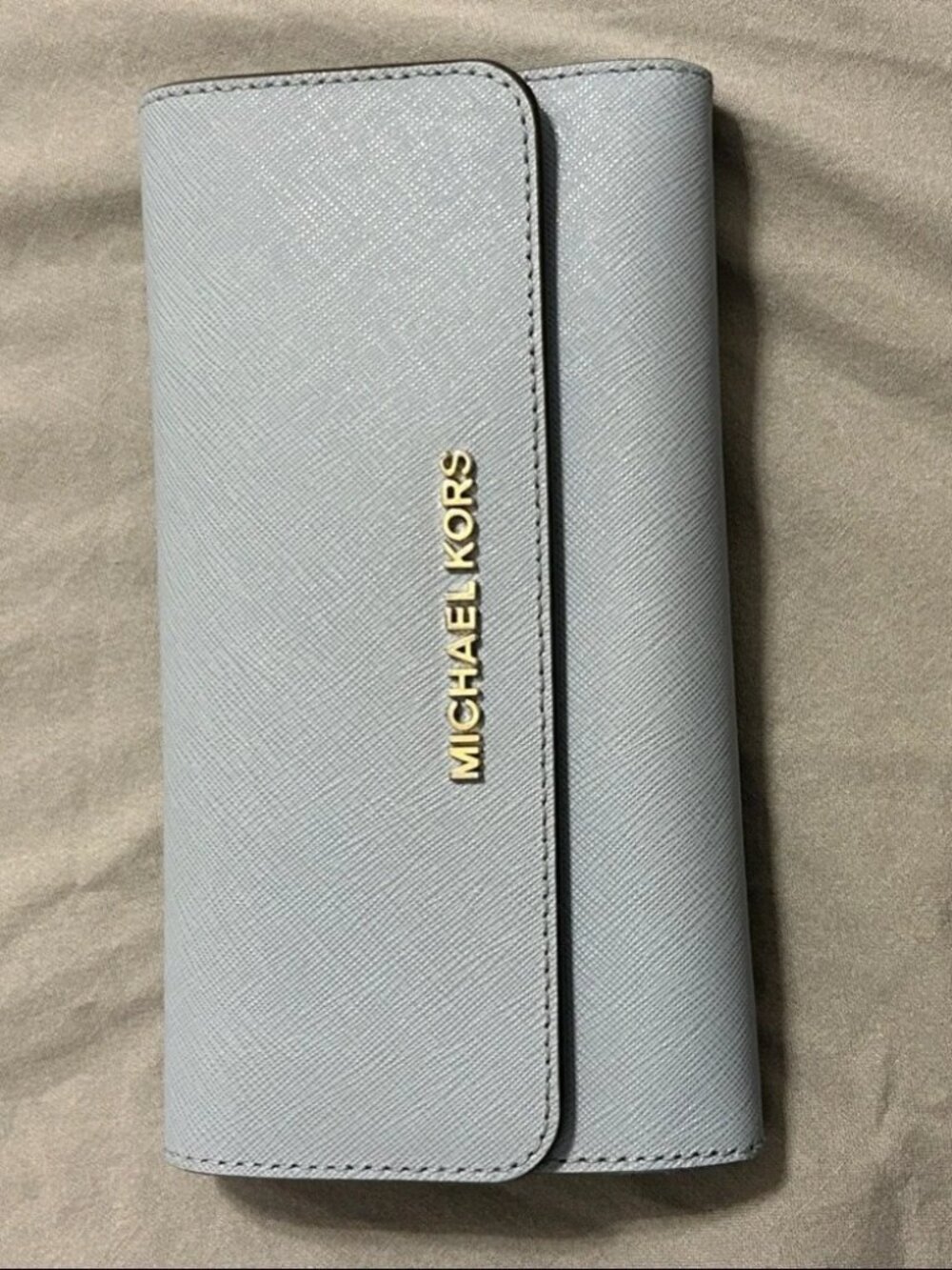 ✨ Michael Kors Jet Set Travel Saffiano Leather Continental Wallet